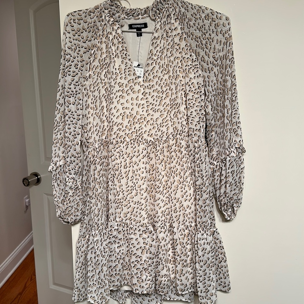 Espress Long Sleeve Patterned Dress